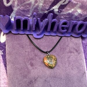 Indian Jupirana Polished Stone Crystal Heart Pendant with Faux Leather Necklace